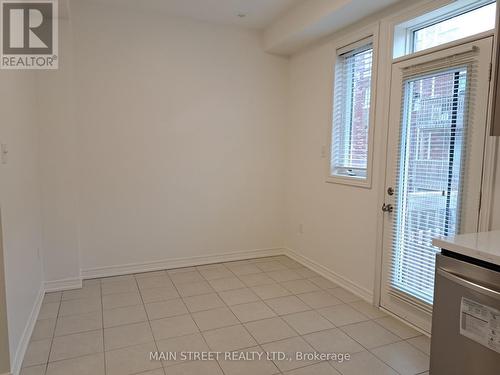 7 Roy Grove Way, Markham, ON - Indoor Photo Showing Other Room