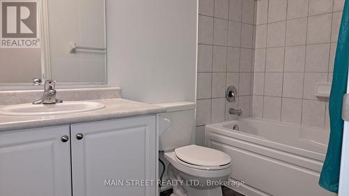 7 Roy Grove Way, Markham, ON - Indoor Photo Showing Bathroom