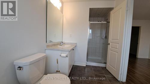 7 Roy Grove Way, Markham, ON - Indoor Photo Showing Bathroom