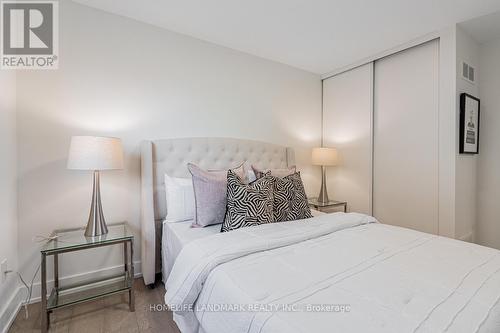 9 Eastman Crescent, Newmarket (Huron Heights-Leslie Valley), ON - Indoor Photo Showing Bedroom