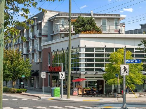 308-225 Menzies St, Victoria, BC - Outdoor