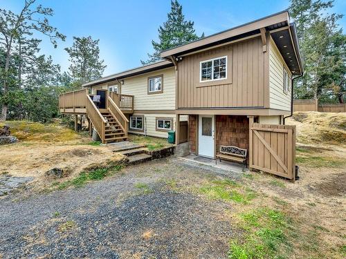 2586 Rainville Rd, Langford, BC 