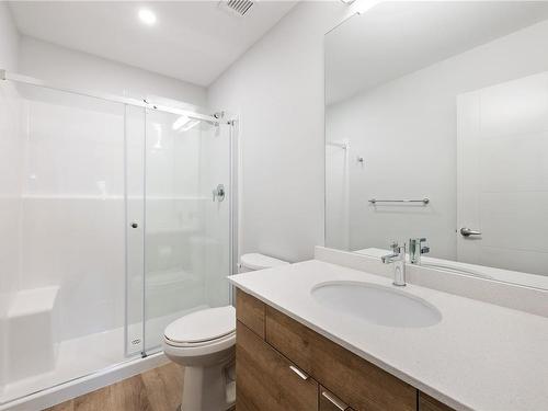 314-4830 Cedar Ridge Pl, Nanaimo, BC - Indoor Photo Showing Bathroom