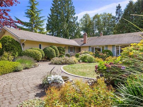 1060 Widgeon Pl, Qualicum Beach, BC 