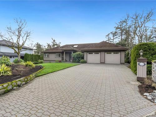 4373 Wildflower Lane, Saanich, BC 