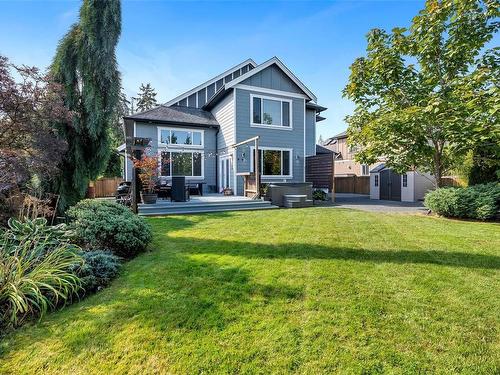 887 Bucktail Rd, Mill Bay, BC 