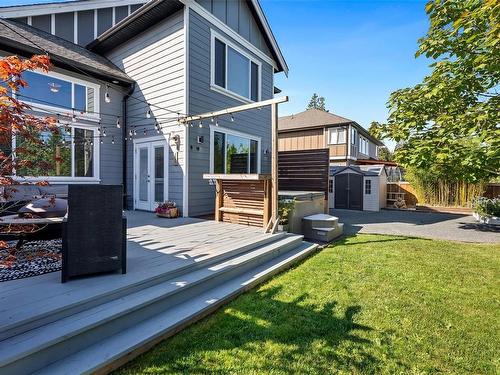 887 Bucktail Rd, Mill Bay, BC 