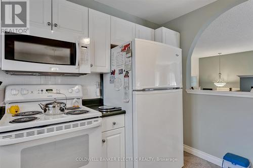 640 Brealey Drive, Peterborough (Otonabee), ON - Indoor Photo Showing Kitchen