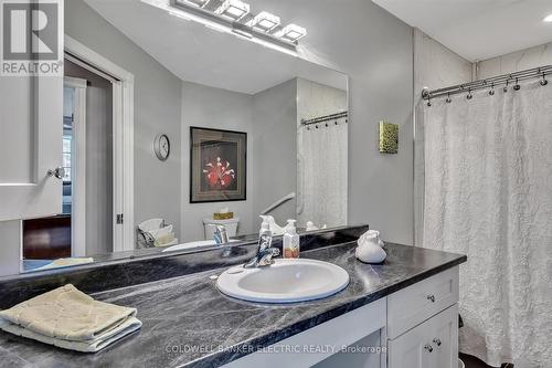 640 Brealey Drive, Peterborough (Otonabee), ON - Indoor Photo Showing Bathroom