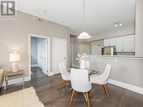 414 - 1440 Main Street E, Milton (Dempsey), ON - Indoor Photo Showing Dining Room