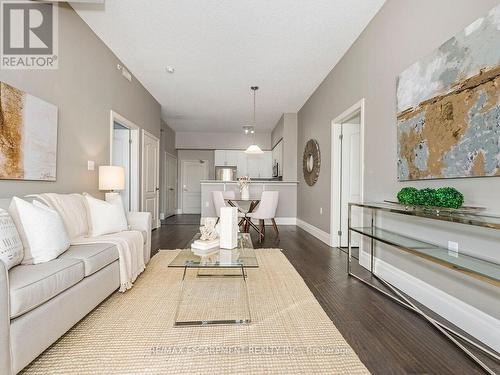 414 - 1440 Main Street E, Milton (Dempsey), ON - Indoor Photo Showing Living Room