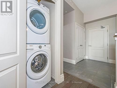 414 - 1440 Main Street E, Milton (Dempsey), ON - Indoor Photo Showing Laundry Room