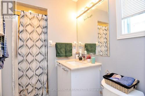 37 Prairie Rose Circle, Brampton, ON - Indoor Photo Showing Bathroom