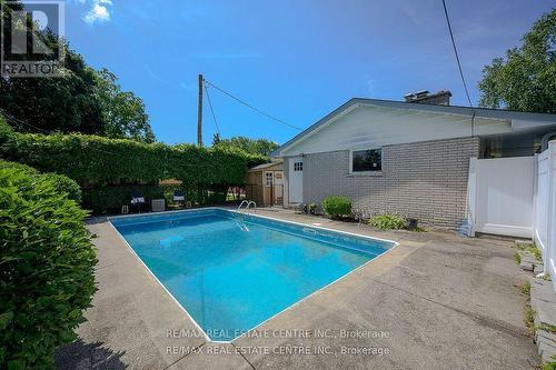 228 Plumtree Drive, Burlington, ON - Outdoor With In Ground Pool With Backyard