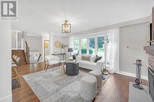 228 Plumtree Drive, Burlington, ON - Indoor Photo Showing Living Room With Fireplace