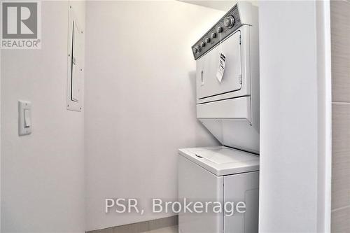 706 - 2486 Old Bronte Road, Oakville (Palermo West), ON - Indoor Photo Showing Laundry Room