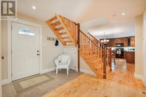 94 Wilkinson Drive, Kawartha Lakes, ON - Indoor Photo Showing Other Room