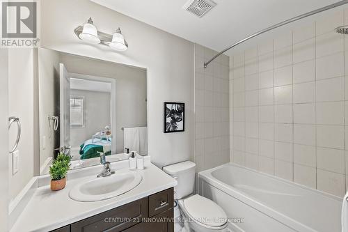 157 Fall Fair Way, Hamilton (Binbrook), ON - Indoor Photo Showing Bathroom