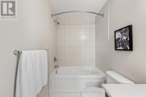 157 Fall Fair Way, Hamilton (Binbrook), ON - Indoor Photo Showing Bathroom