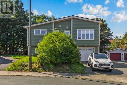 10 Neville Place, St Johns, NL - Outdoor