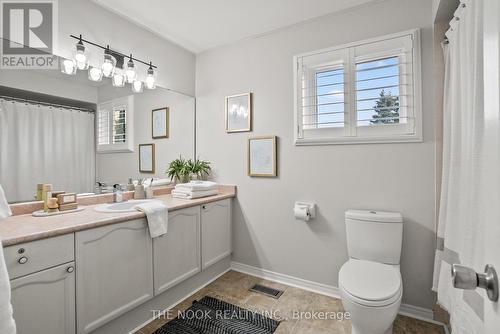 5 Found Court, Clarington (Courtice), ON - Indoor Photo Showing Bathroom