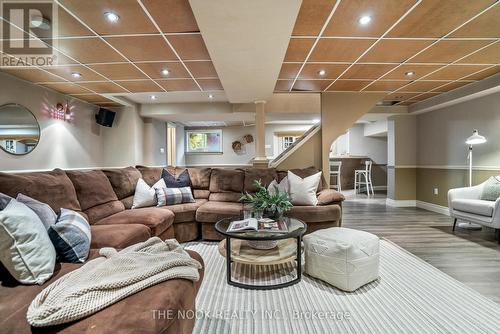 5 Found Court, Clarington (Courtice), ON - Indoor Photo Showing Living Room