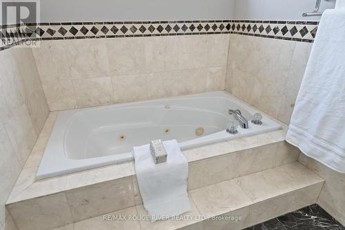 107 Deverell Street, Whitby (Rolling Acres), ON - Indoor Photo Showing Bathroom