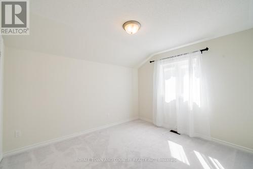 38 Maguire Street, Kawartha Lakes (Lindsay), ON - Indoor Photo Showing Other Room