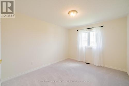 38 Maguire Street, Kawartha Lakes (Lindsay), ON - Indoor Photo Showing Other Room