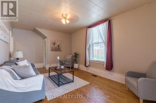 17 Church Street W, Cramahe (Colborne), ON - Indoor Photo Showing Living Room