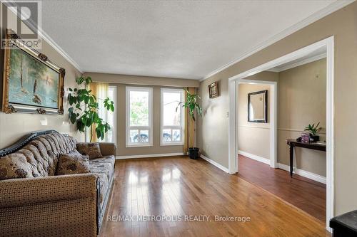 56 Braymore Boulevard, Toronto (Rouge), ON - Indoor