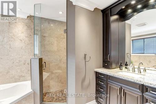 75 Ruffet Drive, Barrie, ON - Indoor Photo Showing Bathroom