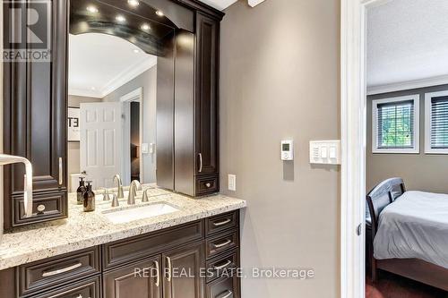 75 Ruffet Drive, Barrie (Edgehill Drive), ON - Indoor Photo Showing Bathroom