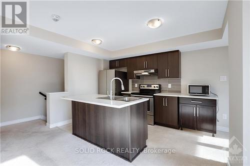 761 Chapman Mills Drive, Ottawa, ON - Indoor Photo Showing Kitchen With Stainless Steel Kitchen With Upgraded Kitchen