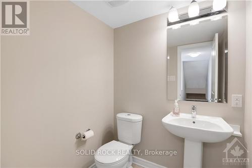 761 Chapman Mills Drive, Ottawa, ON - Indoor Photo Showing Bathroom