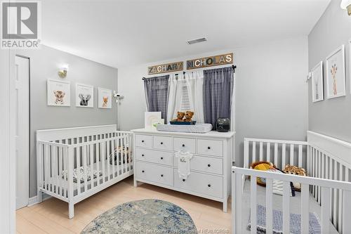 703 Lincoln, Windsor, ON - Indoor Photo Showing Bedroom