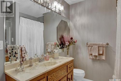 307 Rodenbush Drive, Regina, SK - Indoor Photo Showing Bathroom