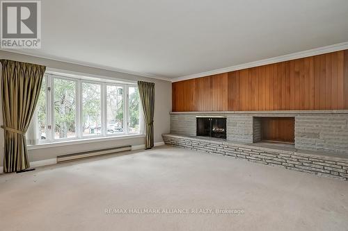 142 Balsam Drive, Oakville, ON - Indoor Photo Showing Other Room