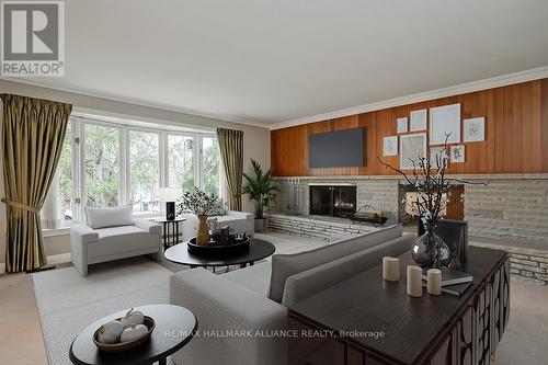 142 Balsam Drive, Oakville, ON - Indoor Photo Showing Living Room With Fireplace