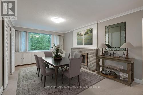 142 Balsam Drive, Oakville, ON - Indoor Photo Showing Dining Room