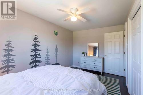 18 Parkend Avenue, Brampton (Brampton South), ON - Indoor Photo Showing Bedroom