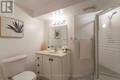 18 Parkend Avenue, Brampton (Brampton South), ON - Indoor Photo Showing Bathroom