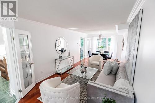 31 - 1905 Broad Hollow Gate, Mississauga, ON - Indoor Photo Showing Living Room