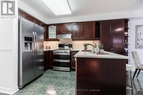 31 - 1905 Broad Hollow Gate, Mississauga (Erin Mills), ON - Indoor Photo Showing Kitchen With Stainless Steel Kitchen