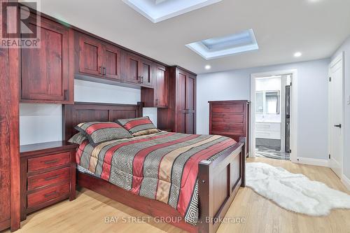 4277 Torino Crescent, Mississauga, ON - Indoor Photo Showing Bedroom