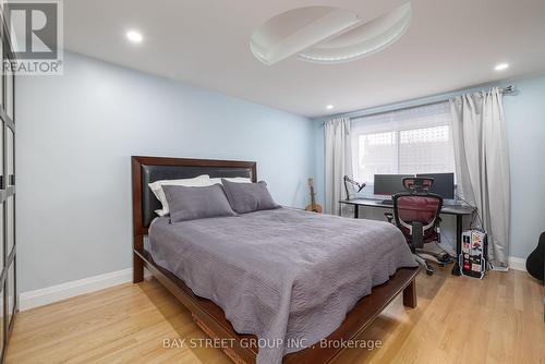 4277 Torino Crescent, Mississauga, ON - Indoor Photo Showing Bedroom