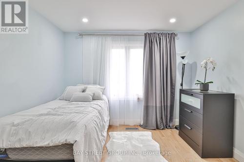 4277 Torino Crescent, Mississauga (Rathwood), ON - Indoor Photo Showing Bedroom