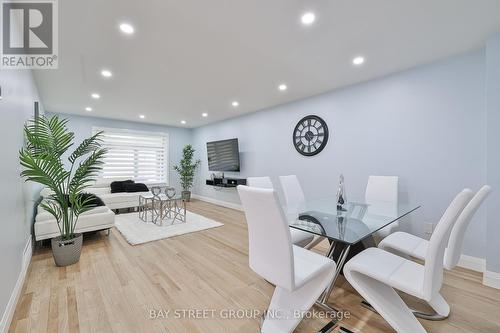 4277 Torino Crescent, Mississauga, ON - Indoor Photo Showing Dining Room