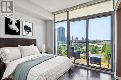 905 - 105 The Queensway, Toronto (High Park-Swansea), ON - Indoor Photo Showing Bedroom