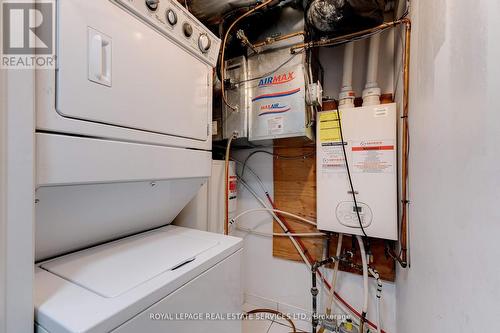 20 - 2460 Post Road, Oakville (Uptown Core), ON - Indoor Photo Showing Laundry Room